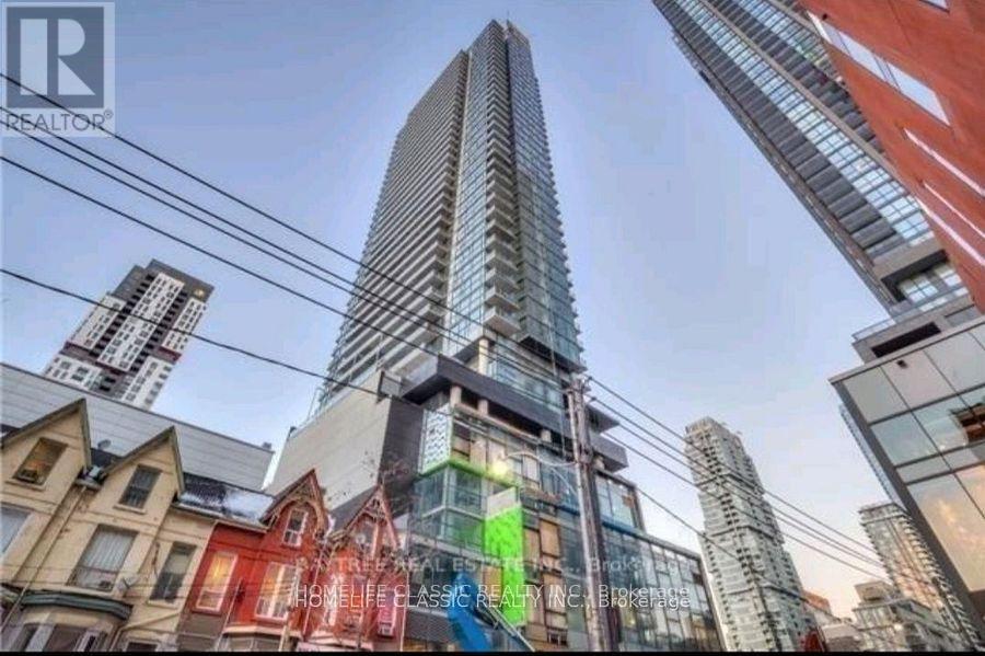 2004 - 290 ADELAIDE STREET W, Toronto, Ontario