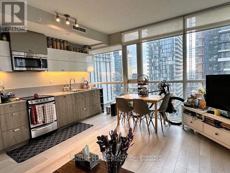 2004 - 290 Adelaide Street W, Toronto, Ontario  M5V 1P6 - Photo 7 - C13412678