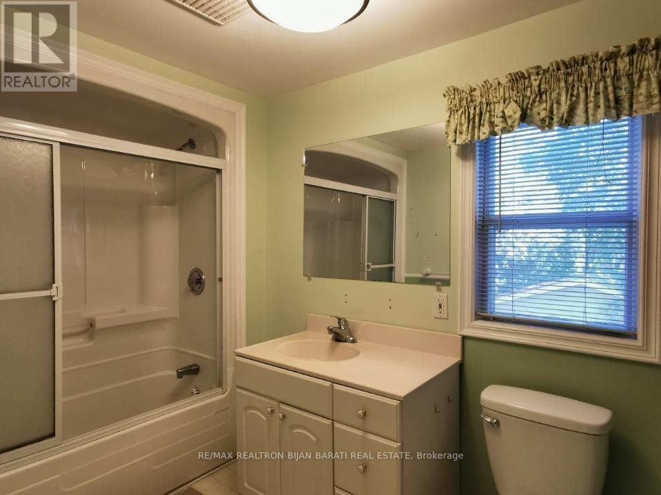 127 Parkview Avenue, Toronto, Ontario  M2N 3Y4 - Photo 12 - C13412726