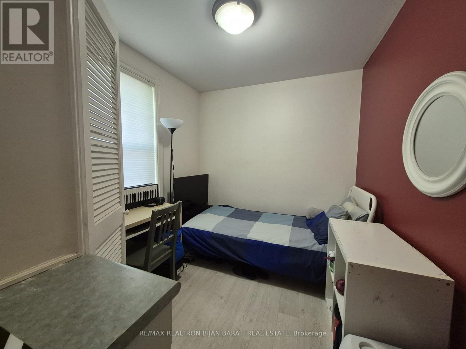 127 Parkview Avenue, Toronto, Ontario  M2N 3Y4 - Photo 2 - C13412726