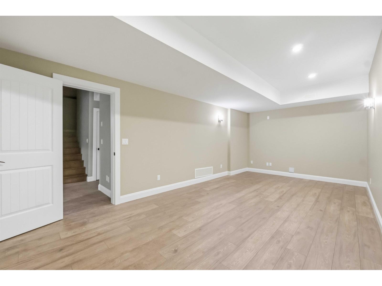 Unknown Address, , - Photo 3 - R3115246