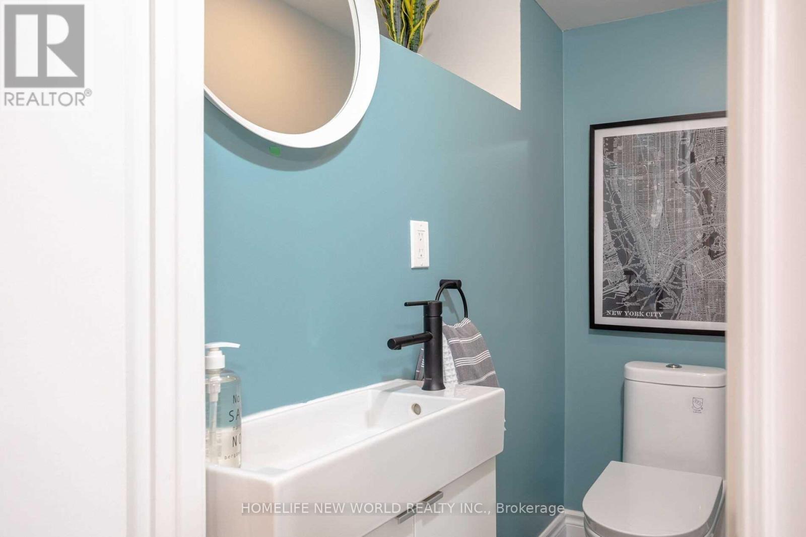 Lower - 46 Emerson Avenue, Toronto, Ontario  M6H 3S8 - Photo 7 - W13412700