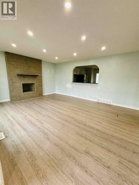 4968 Marcombe Road NE, Calgary, Alberta  T2A 4H2 - Photo 3 - A2318658