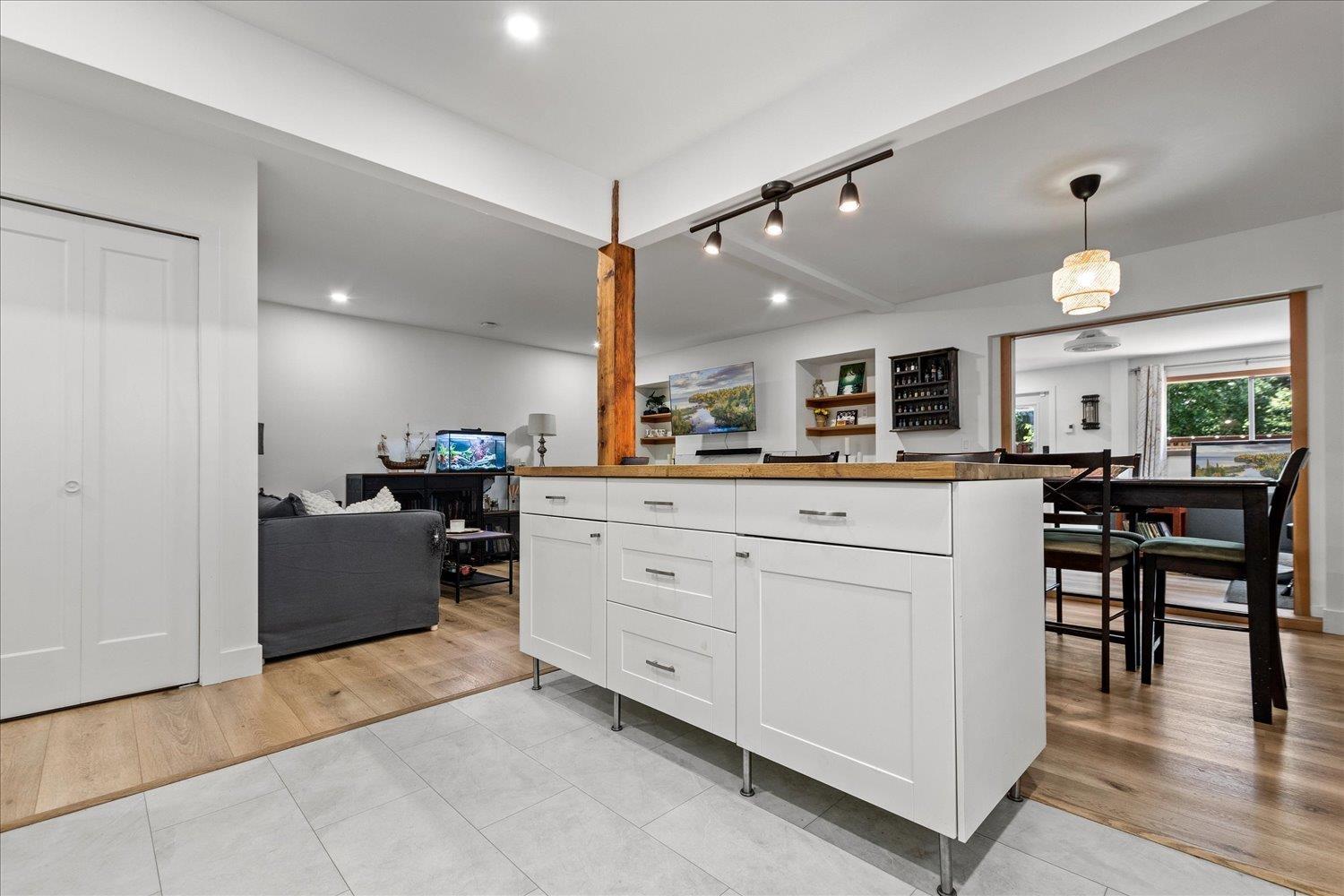 8542 Mccutcheon Avenue, Chilliwack Proper South, Chilliwack, British Columbia  V2P 7K7 - Photo 12 - R3130550
