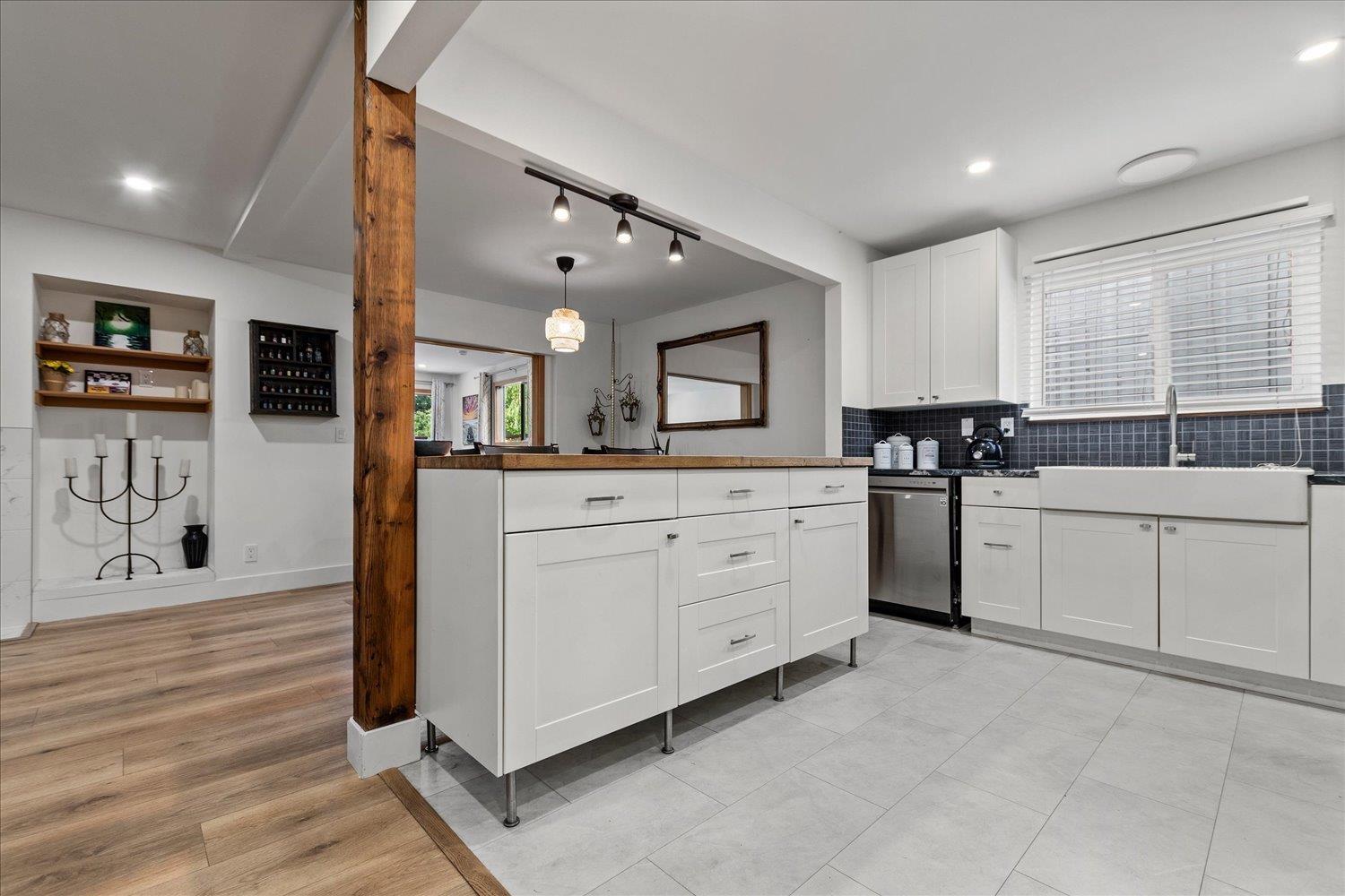 8542 Mccutcheon Avenue, Chilliwack Proper South, Chilliwack, British Columbia  V2P 7K7 - Photo 11 - R3130550