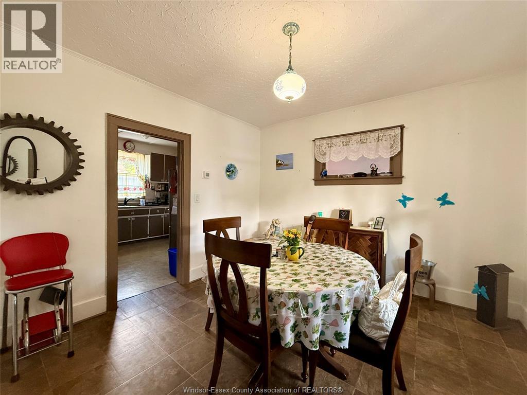 382 Pine Street, Windsor, Ontario  N9A 6E2 - Photo 12 - 26013312