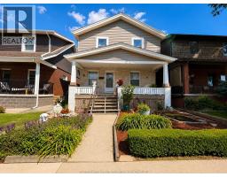 382 PINE STREET, Windsor, Ontario