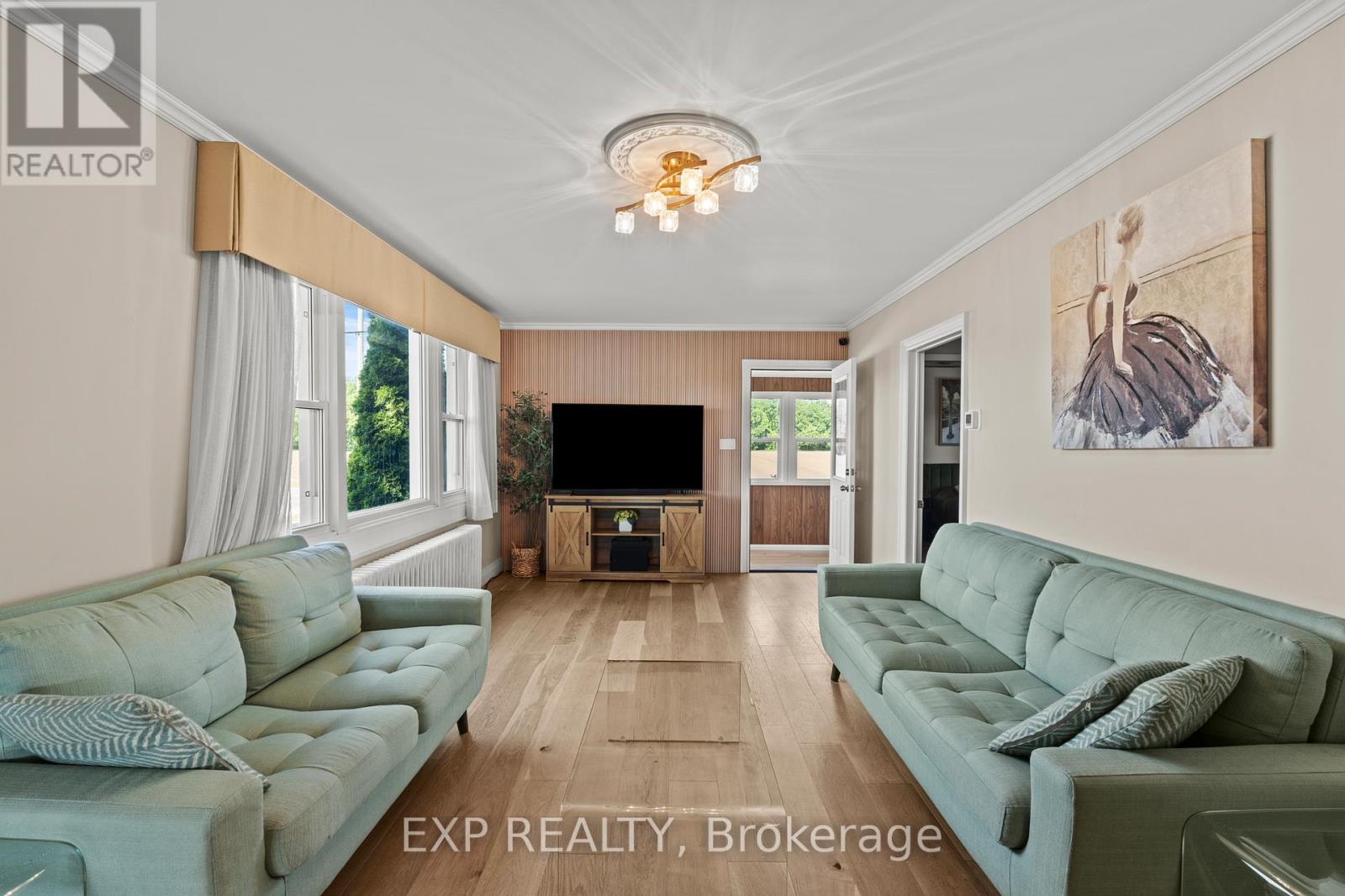 1602 Third Street, St. Catharines (Rural Fourth), Ontario  L2R 6P9 - Photo 5 - X13412818
