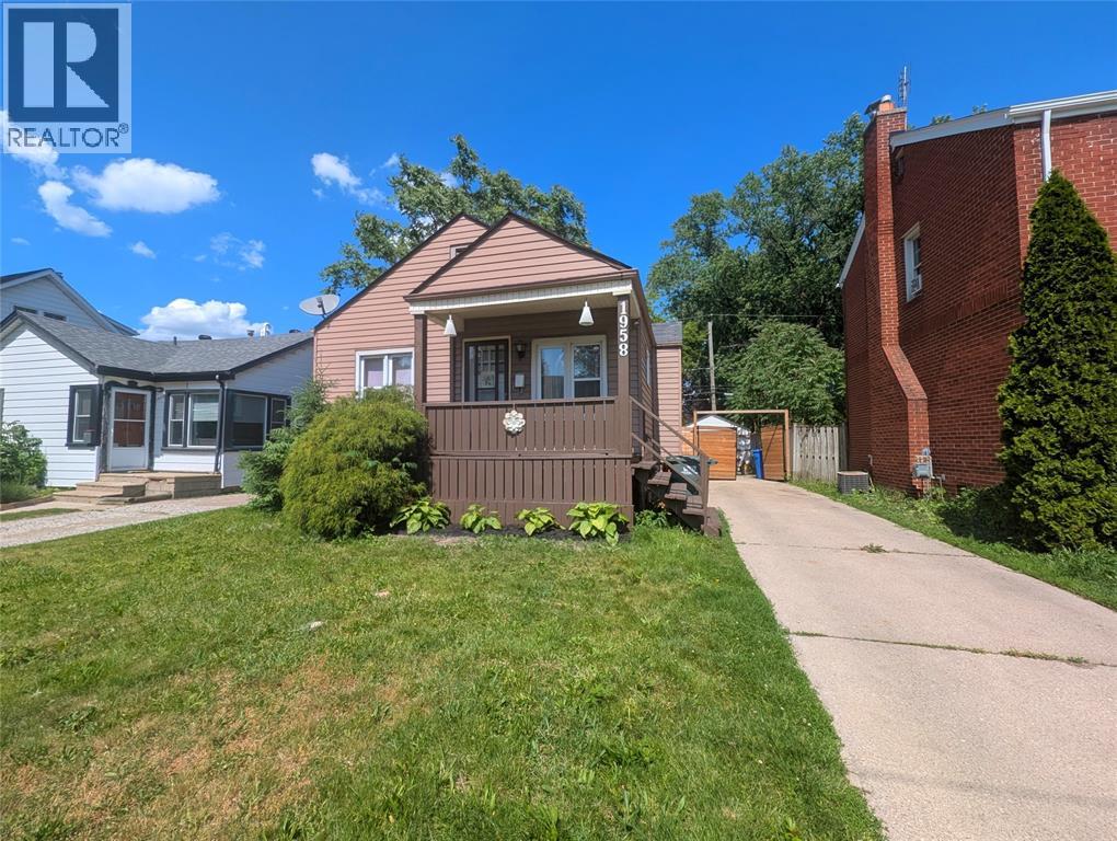 1958 Tourngeau Road, Windsor, Ontario N8W 4N3 - Photo 3 - 26013374
