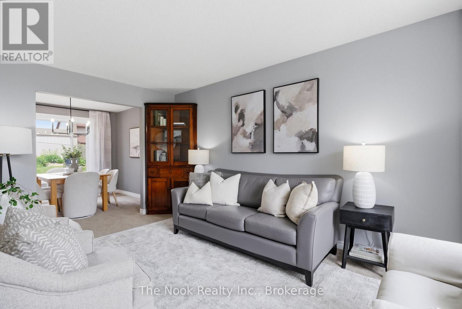 865 Lochness Crescent, Oshawa, Ontario  L1J 7P9 - Photo 4 - E13412760