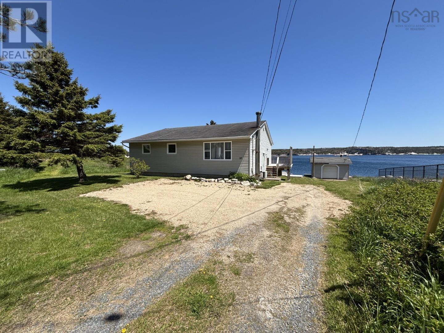 27 Back Lane, Terence Bay, Nova Scotia  B3J 1Y3 - Photo 1 - 202601322