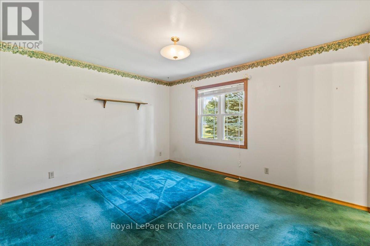 744 Arthur Street, West Grey, Ontario  N0G 1C0 - Photo 16 - X13412768