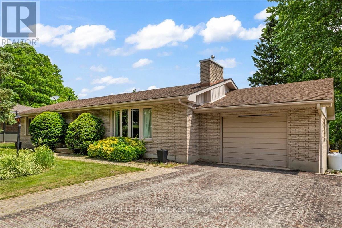 744 Arthur Street, West Grey, Ontario  N0G 1C0 - Photo 35 - X13412768