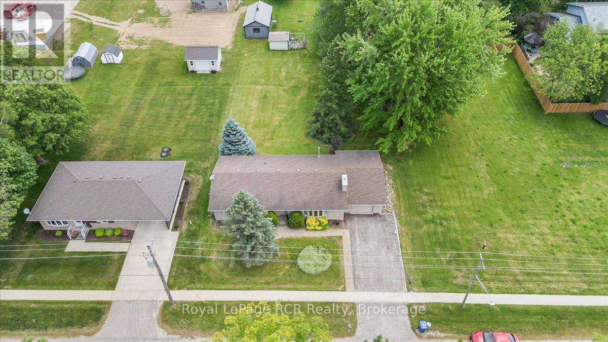 744 Arthur Street, West Grey, Ontario  N0G 1C0 - Photo 39 - X13412768