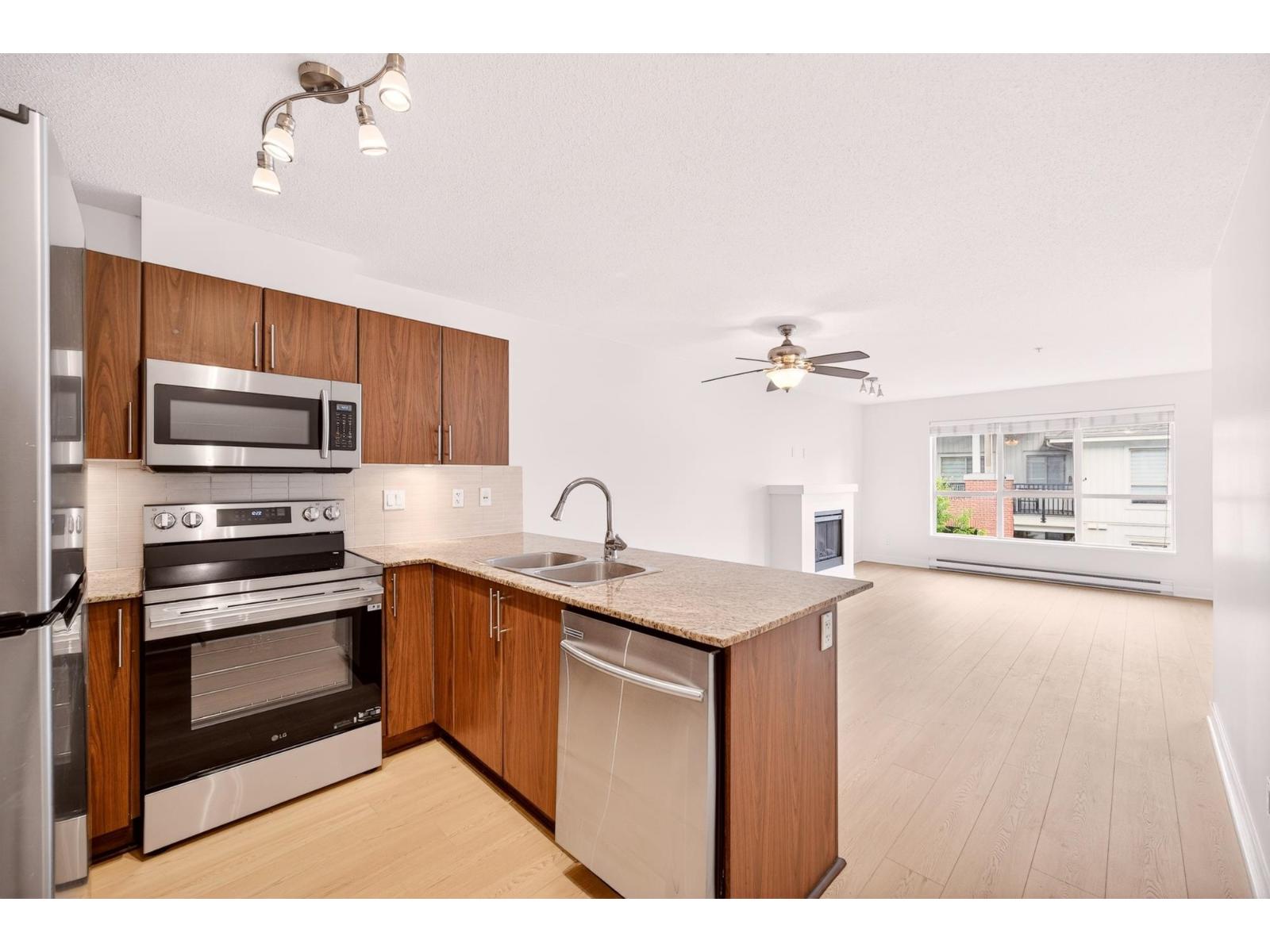 A420 8929 202 Street, Langley, British Columbia  V1M 0B4 - Photo 17 - R3133177