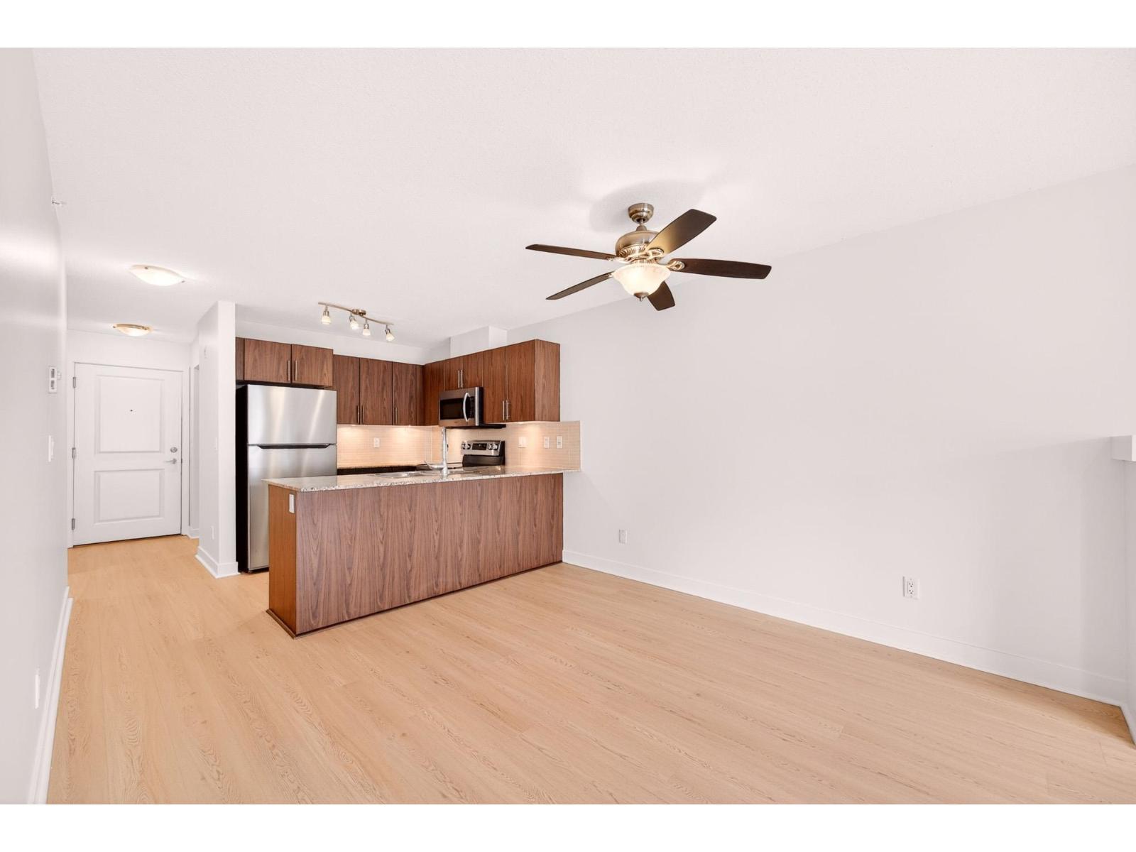 A420 8929 202 Street, Langley, British Columbia  V1M 0B4 - Photo 4 - R3133177
