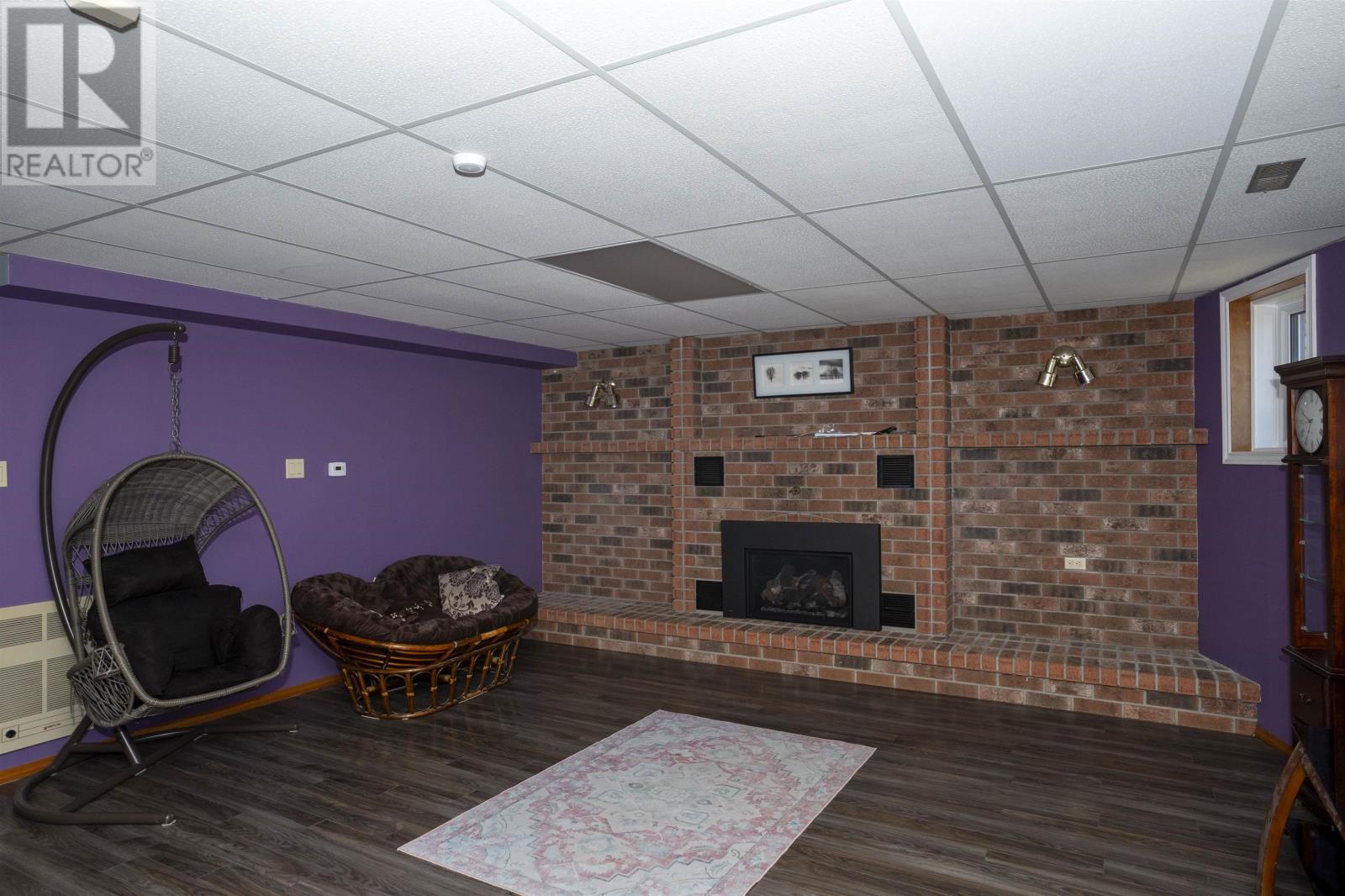 picture 24