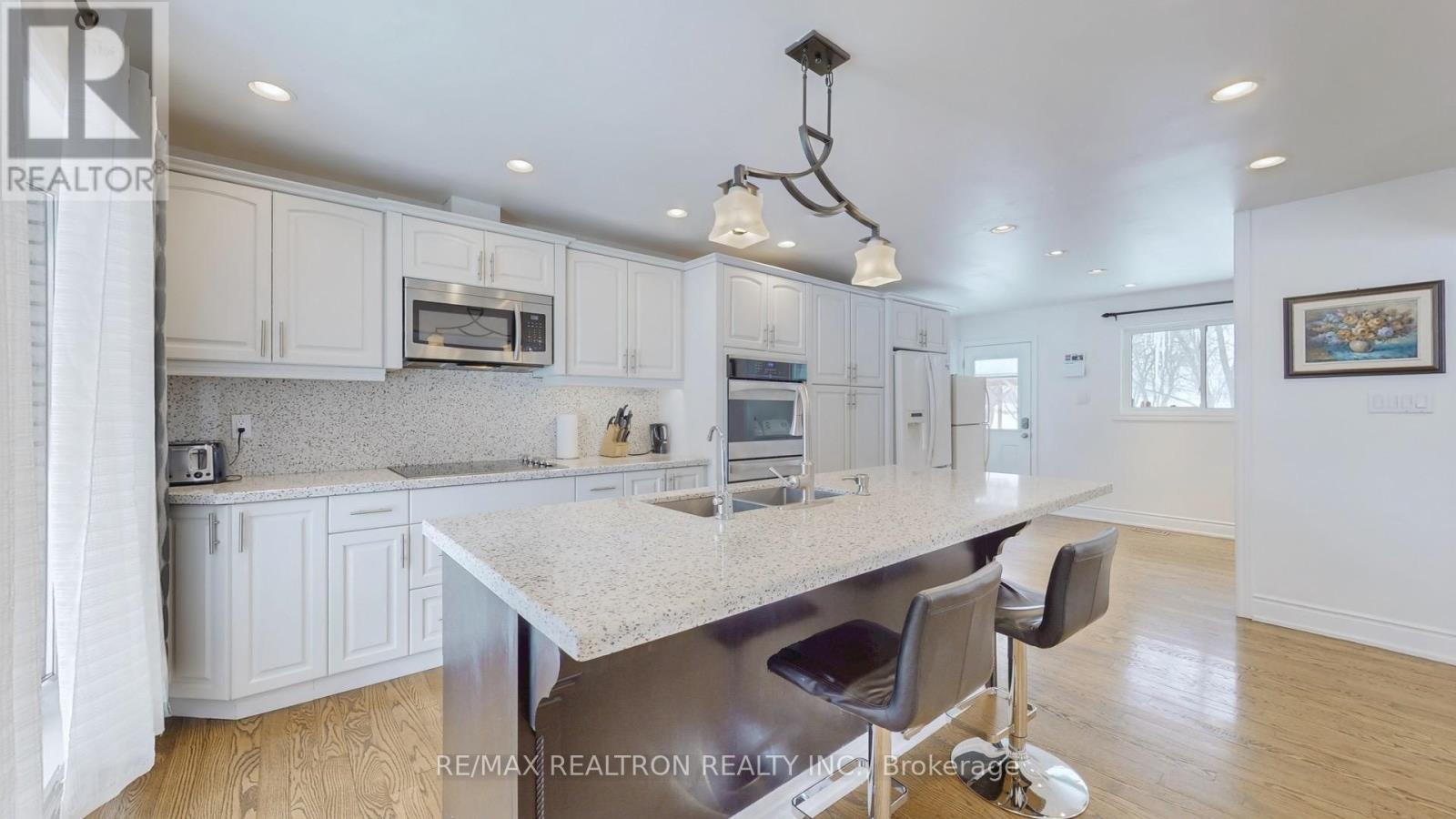 22305 Kennedy Road, East Gwillimbury, Ontario  L0G 1R0 - Photo 7 - N13412454
