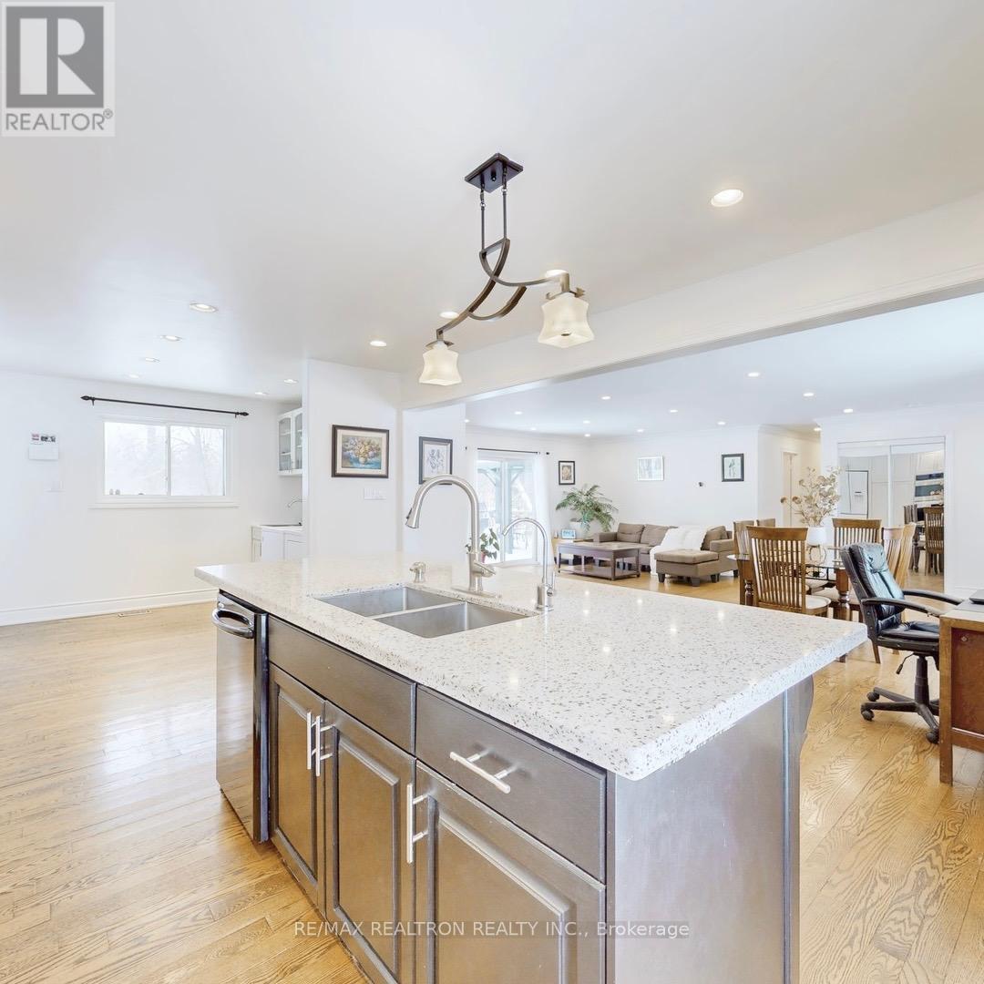 22305 Kennedy Road, East Gwillimbury, Ontario  L0G 1R0 - Photo 8 - N13412454