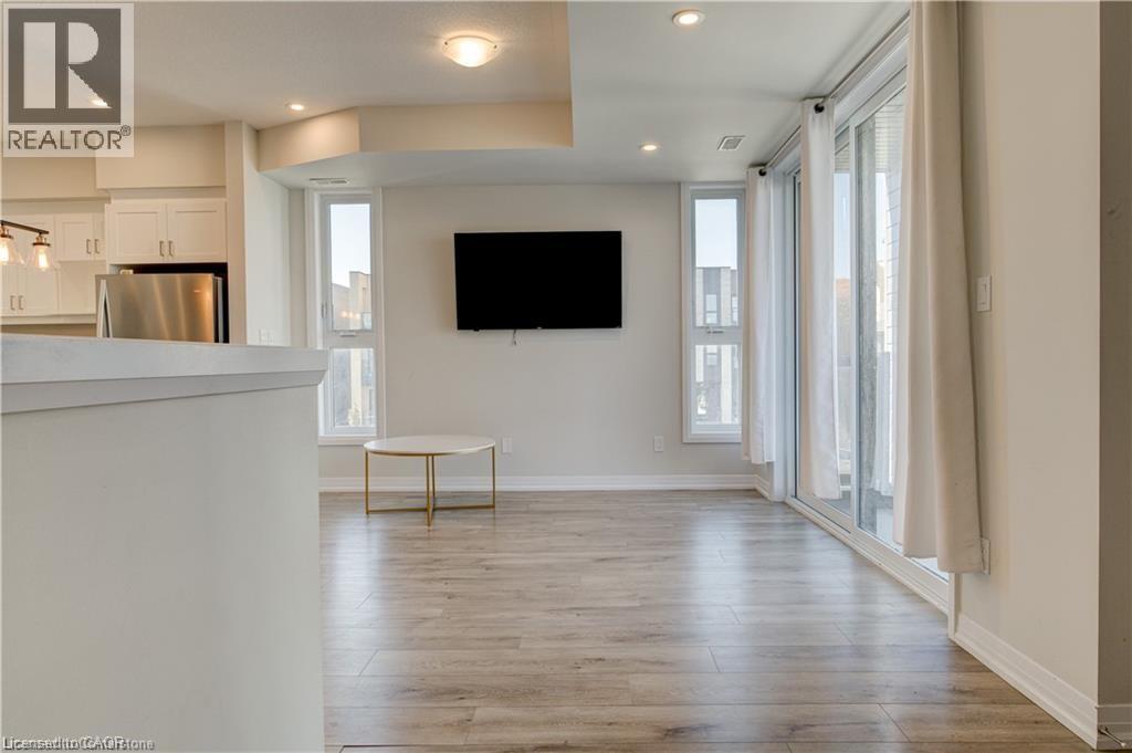261 Woodbine Avenue Unit# 73, Kitchener, Ontario  N2R 0A9 - Photo 4 - 40837590