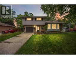 1068 FAIRLANE AVENUE, Sarnia, Ontario