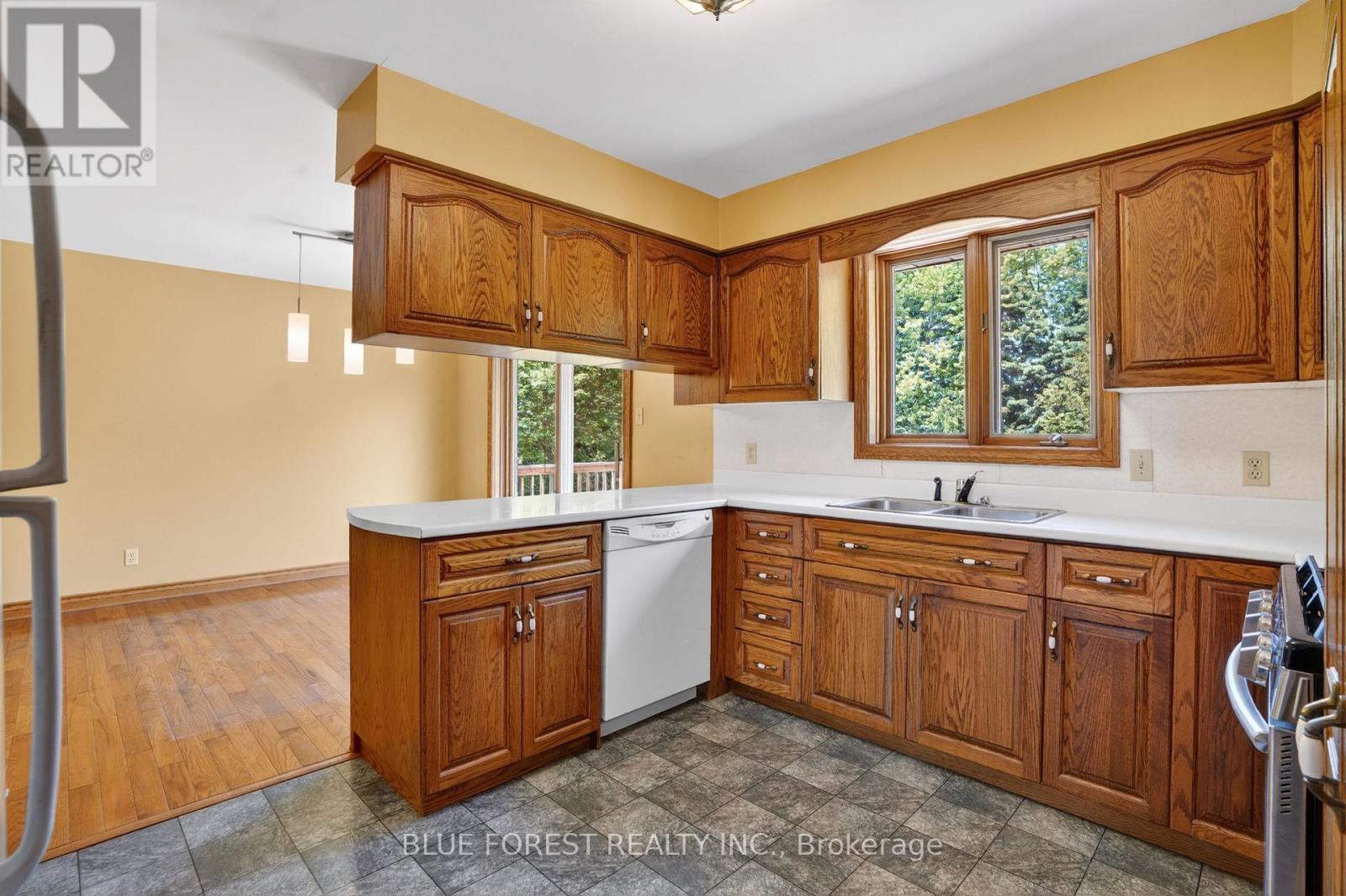 23168 Mcdougall Line, West Elgin, Ontario  N0L 2C0 - Photo 12 - X13412802