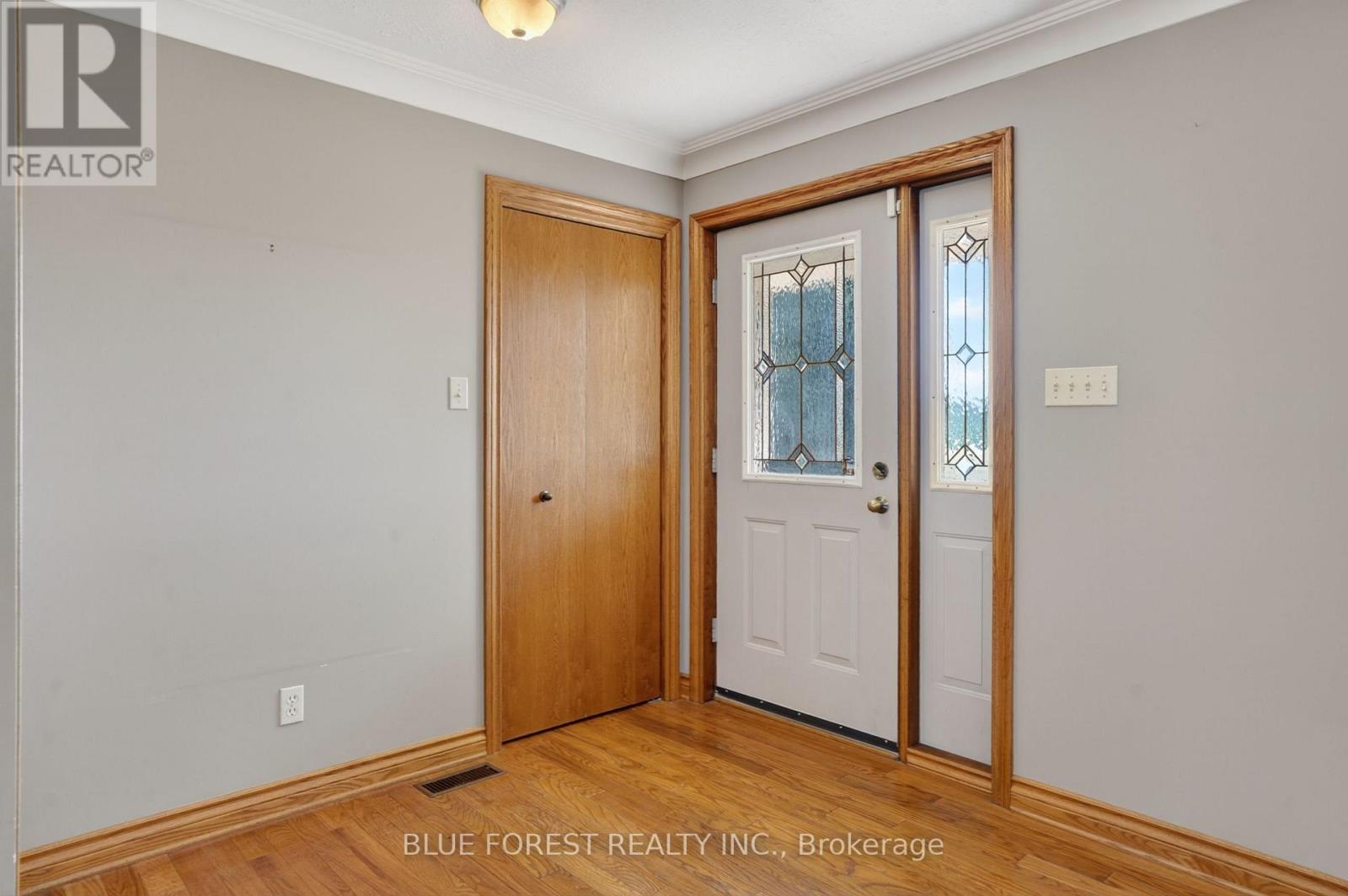 23168 Mcdougall Line, West Elgin, Ontario  N0L 2C0 - Photo 5 - X13412802