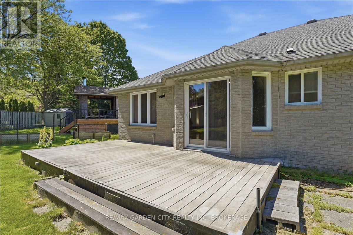 9 Evelyn Court, Pelham, Ontario  L3E 0R7 - Photo 31 - X13412824