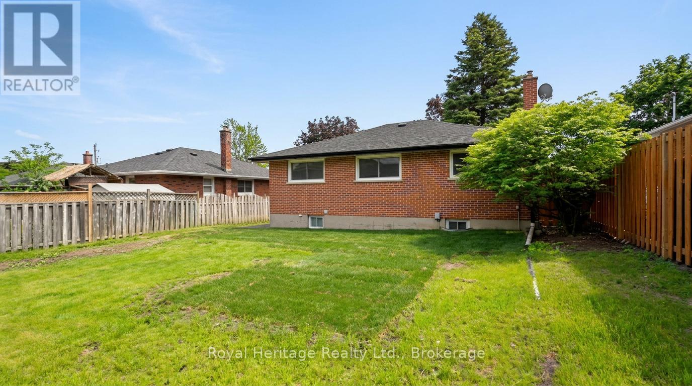 362 Garden Court, Oshawa (Mclaughlin), Ontario  L1J 3E4 - Photo 34 - E13412856