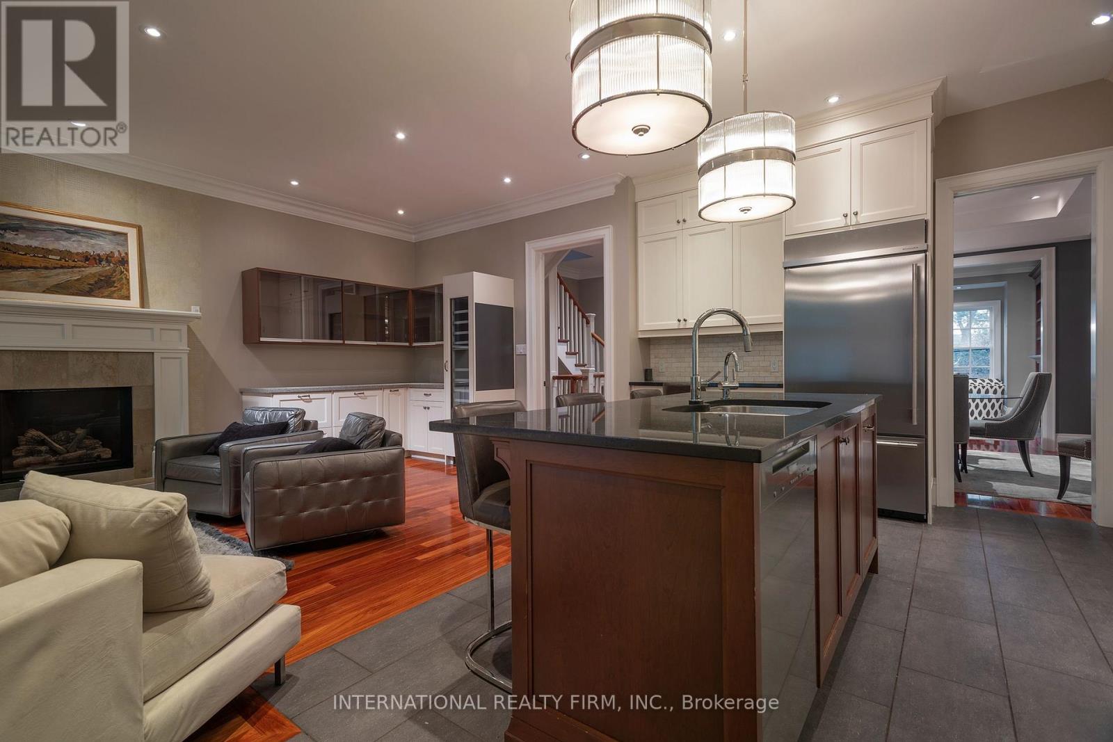 111 Hillsdale Avenue E, Toronto, Ontario  M4S 1T4 - Photo 17 - C13412784