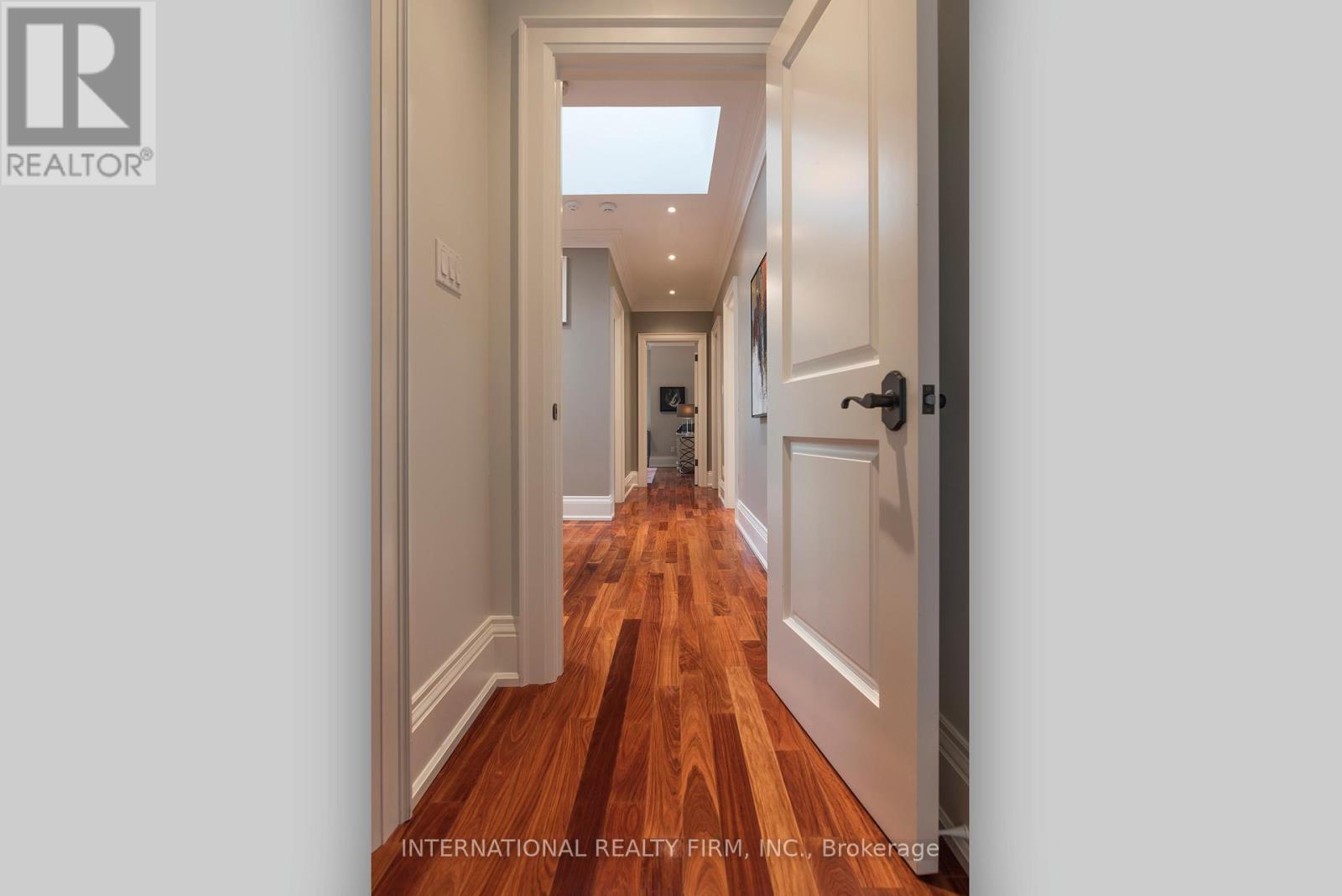 111 Hillsdale Avenue E, Toronto, Ontario  M4S 1T4 - Photo 22 - C13412784
