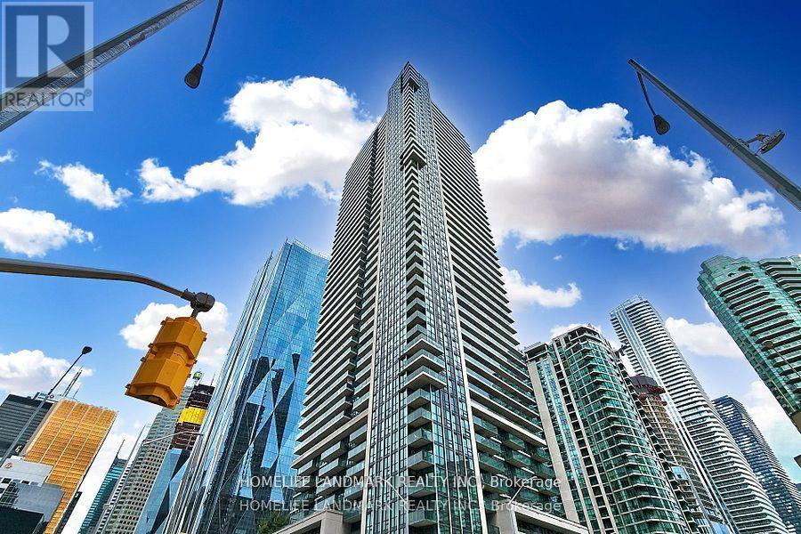 4412 - 33 BAY STREET