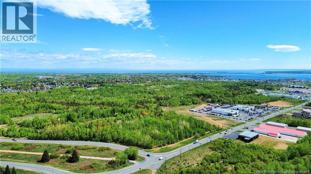 900 Ryan Avenue, Bathurst, New Brunswick  E2A 6X2 - Photo 13 - NB132293