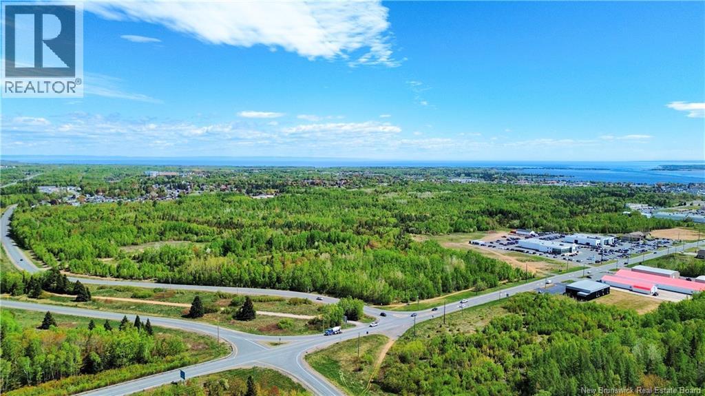 900 Ryan Avenue, Bathurst, New Brunswick  E2A 6X2 - Photo 12 - NB132293