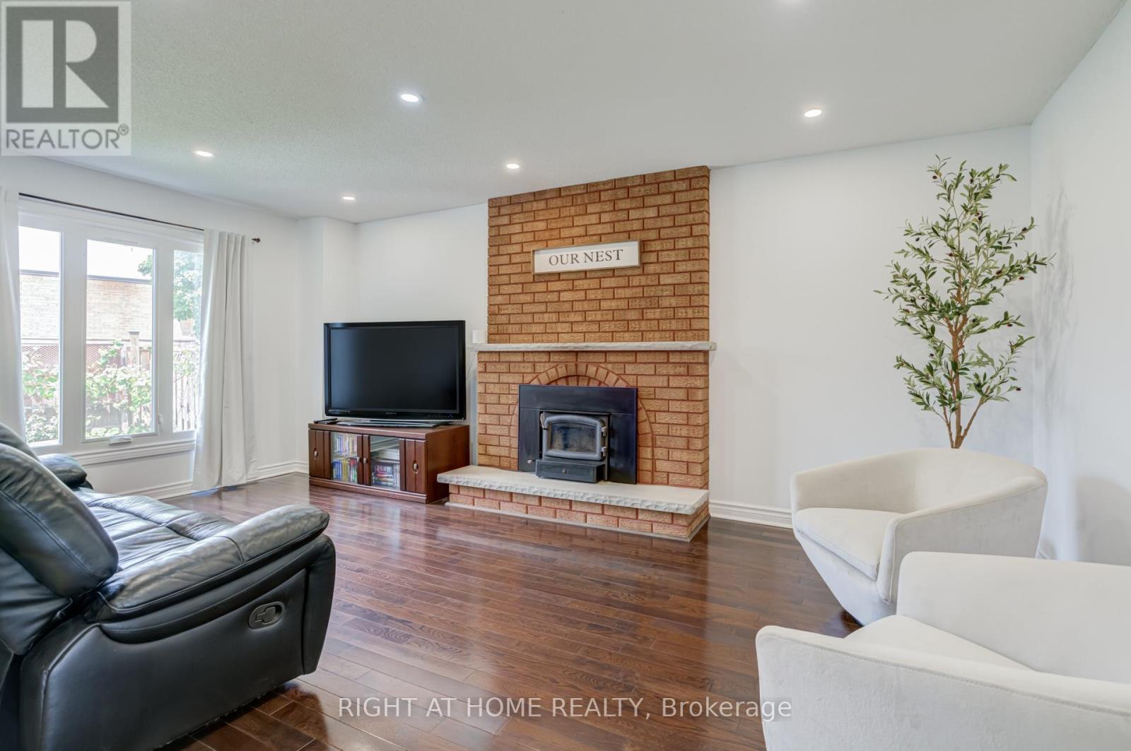 123 Lamp Crescent, Vaughan, Ontario  L4L 6J7 - Photo 11 - N13412770