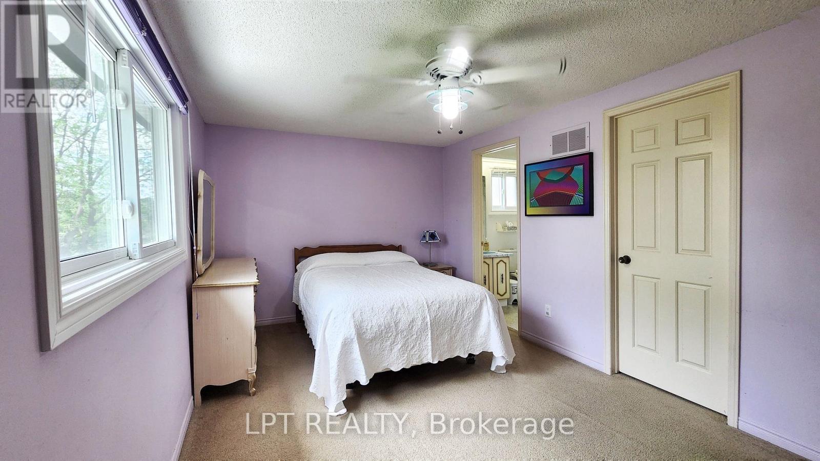 376 Wakefield Place, Newmarket, Ontario  L3Y 6N6 - Photo 18 - N13412792
