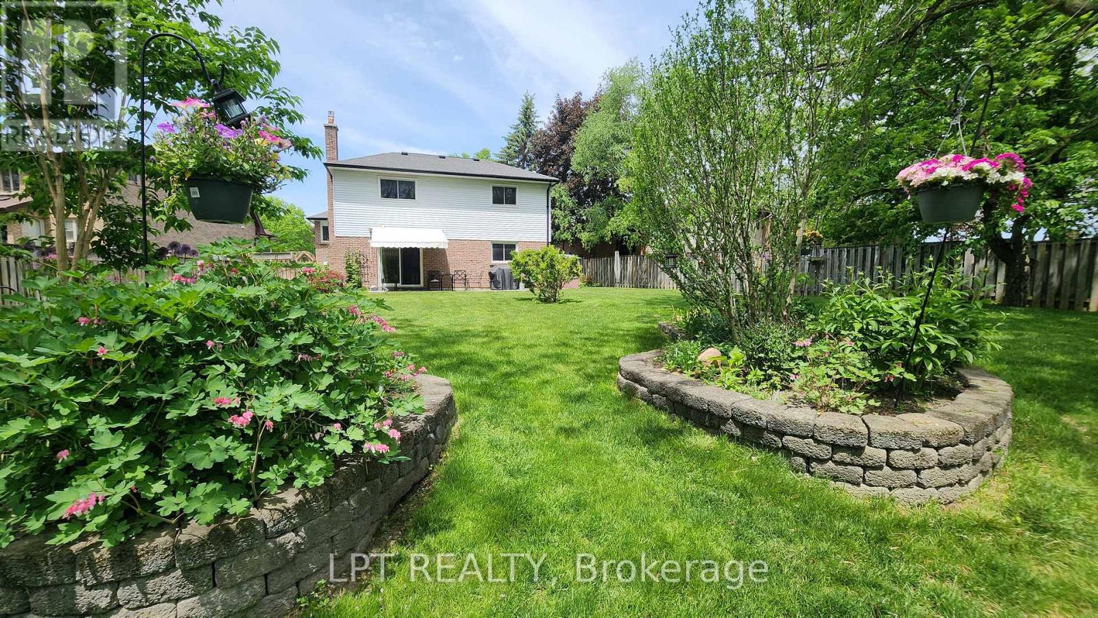 376 Wakefield Place, Newmarket, Ontario  L3Y 6N6 - Photo 29 - N13412792