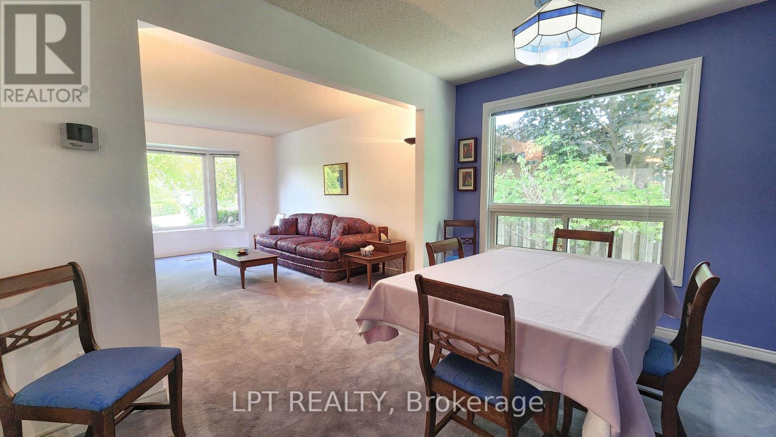 376 Wakefield Place, Newmarket, Ontario  L3Y 6N6 - Photo 7 - N13412792