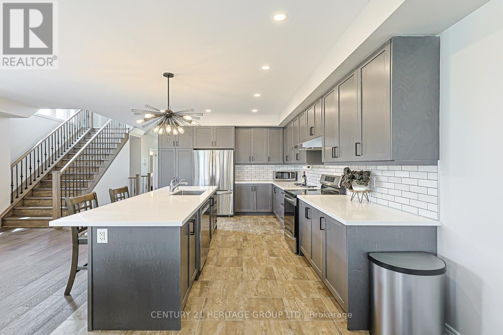 60 Cupples Farm Lane, East Gwillimbury (Mt Albert), Ontario  L0G 1M0 - Photo 11 - N13412800