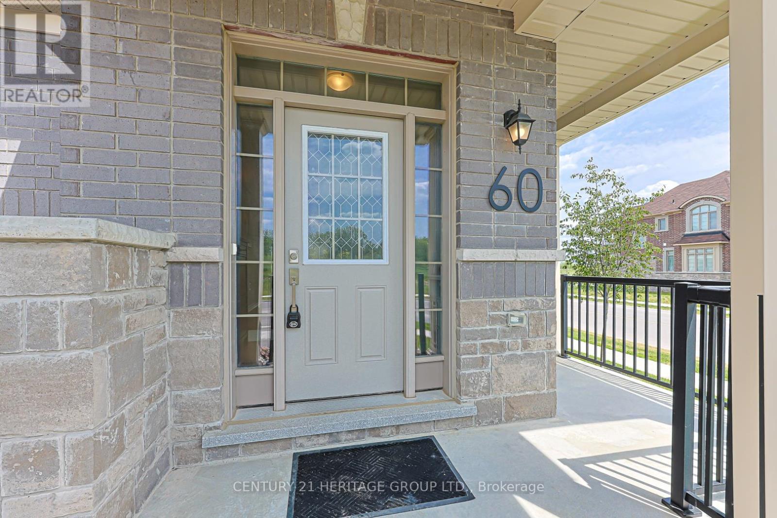 60 Cupples Farm Lane, East Gwillimbury (Mt Albert), Ontario  L0G 1M0 - Photo 4 - N13412800