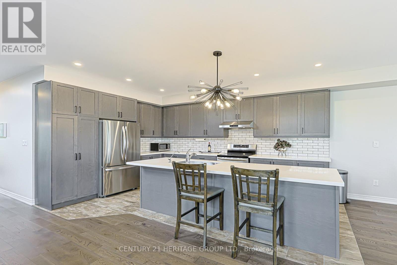 60 Cupples Farm Lane, East Gwillimbury (Mt Albert), Ontario  L0G 1M0 - Photo 8 - N13412800