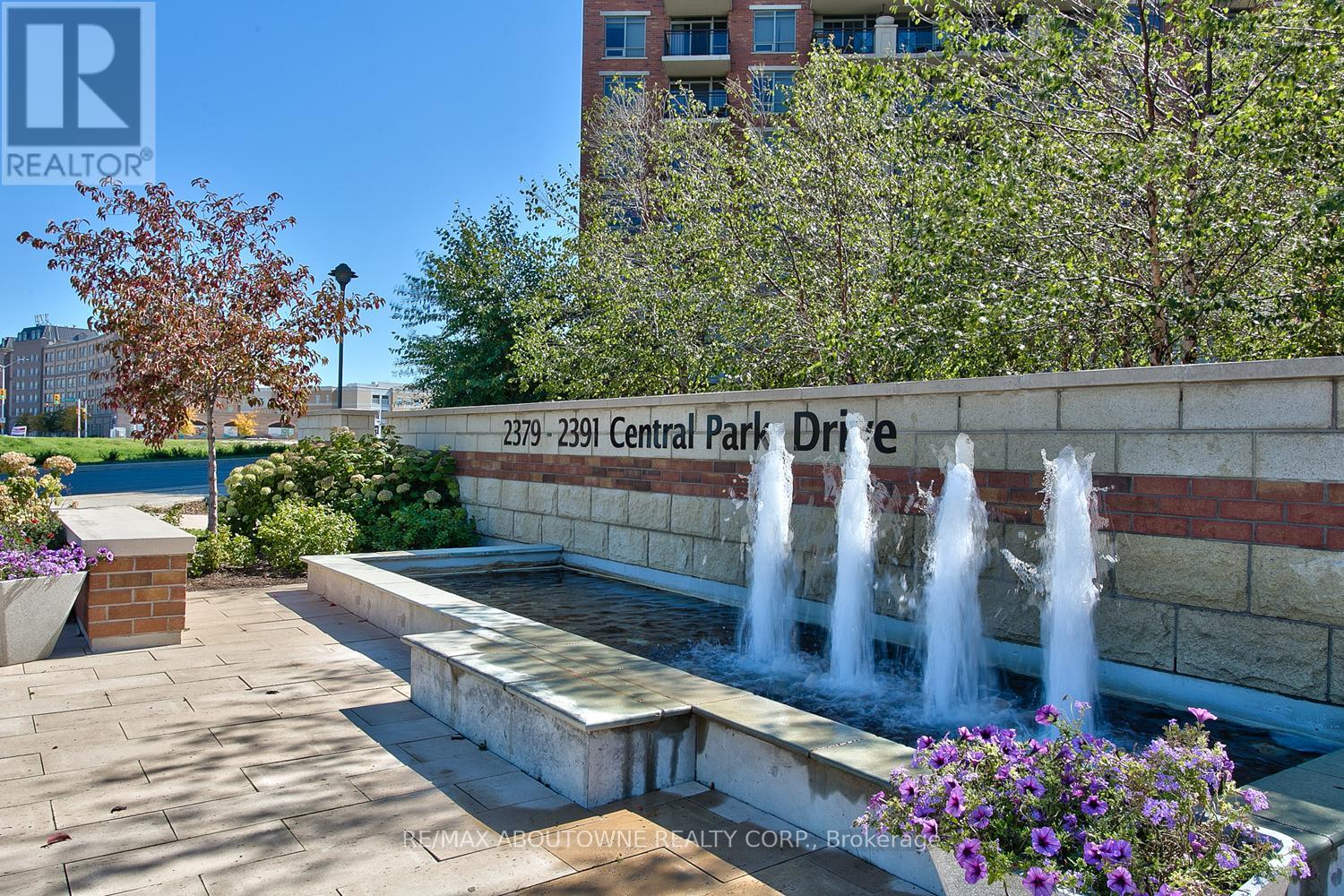 504 - 2391 Central Park Drive, Oakville, Ontario  L6H 0E4 - Photo 2 - W13412814