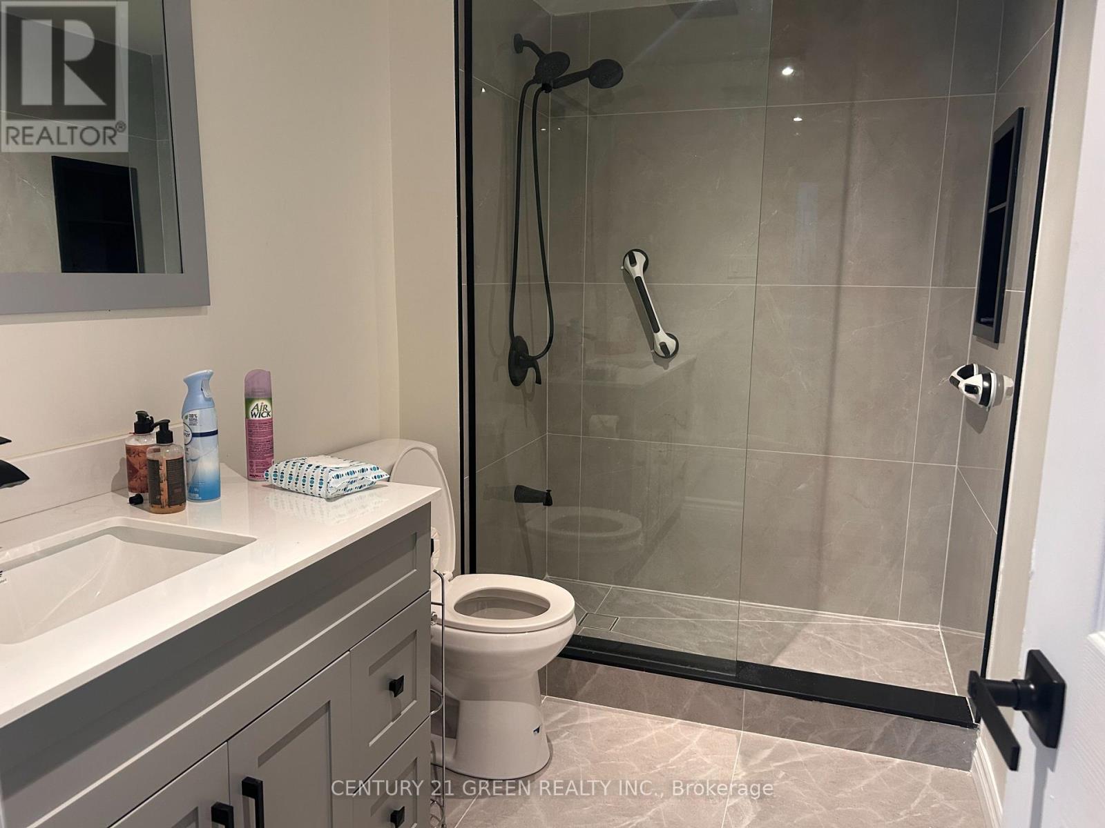 3032 Morning Star Drive, Mississauga, Ontario  L4T 1X2 - Photo 5 - W13412834