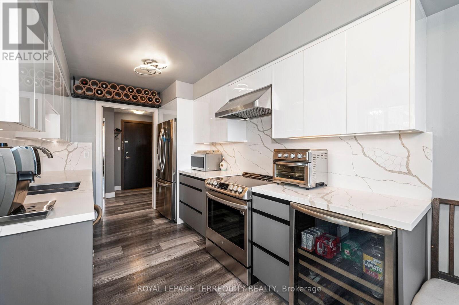 2040 - 35 Viking Lane, Toronto, Ontario  M9B 0A2 - Photo 10 - W13412876