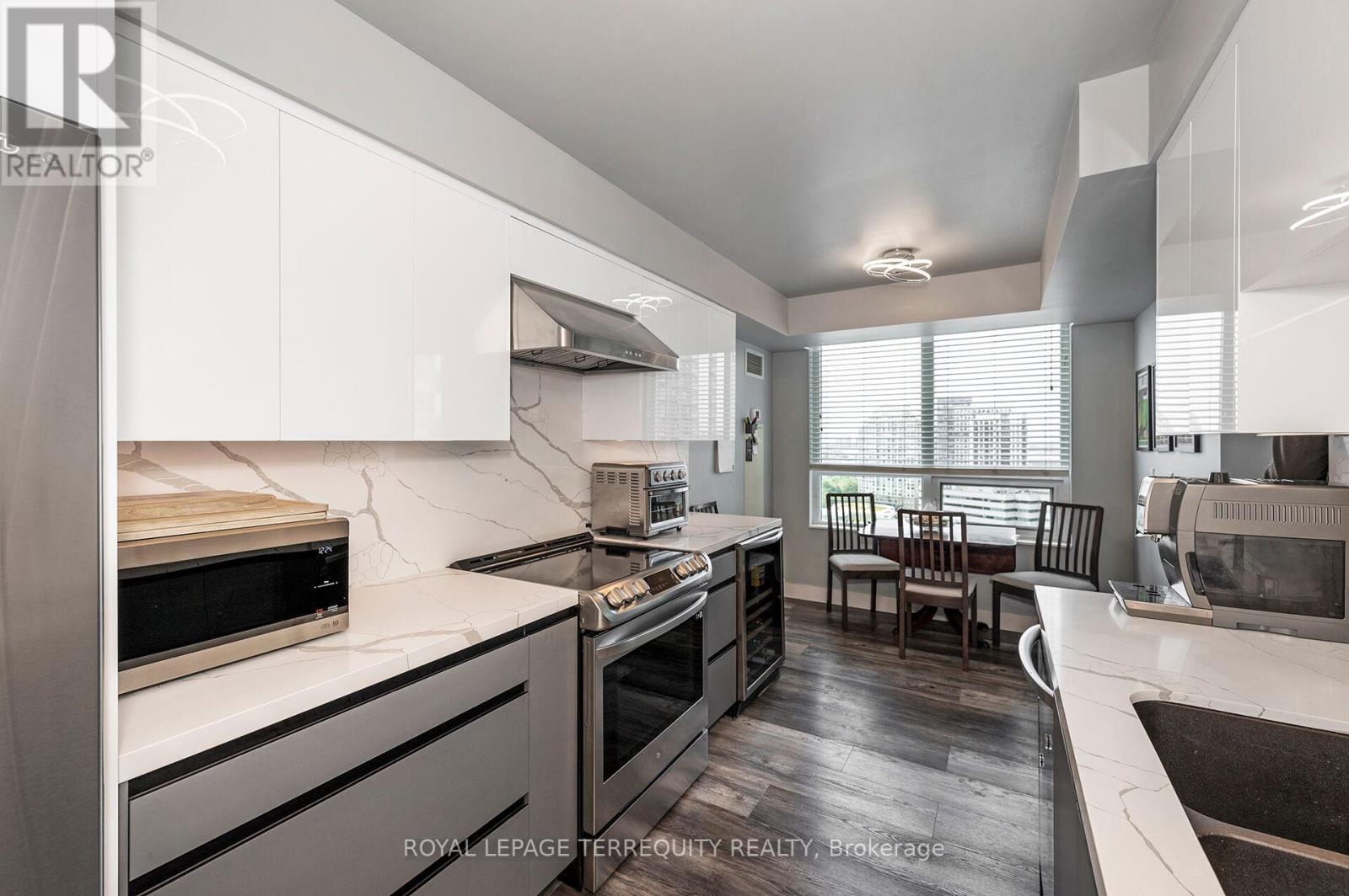 2040 - 35 Viking Lane, Toronto, Ontario  M9B 0A2 - Photo 12 - W13412876