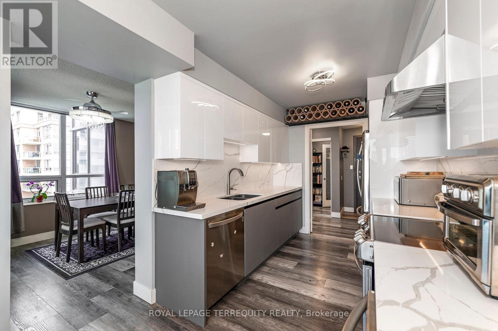 2040 - 35 Viking Lane, Toronto, Ontario  M9B 0A2 - Photo 13 - W13412876