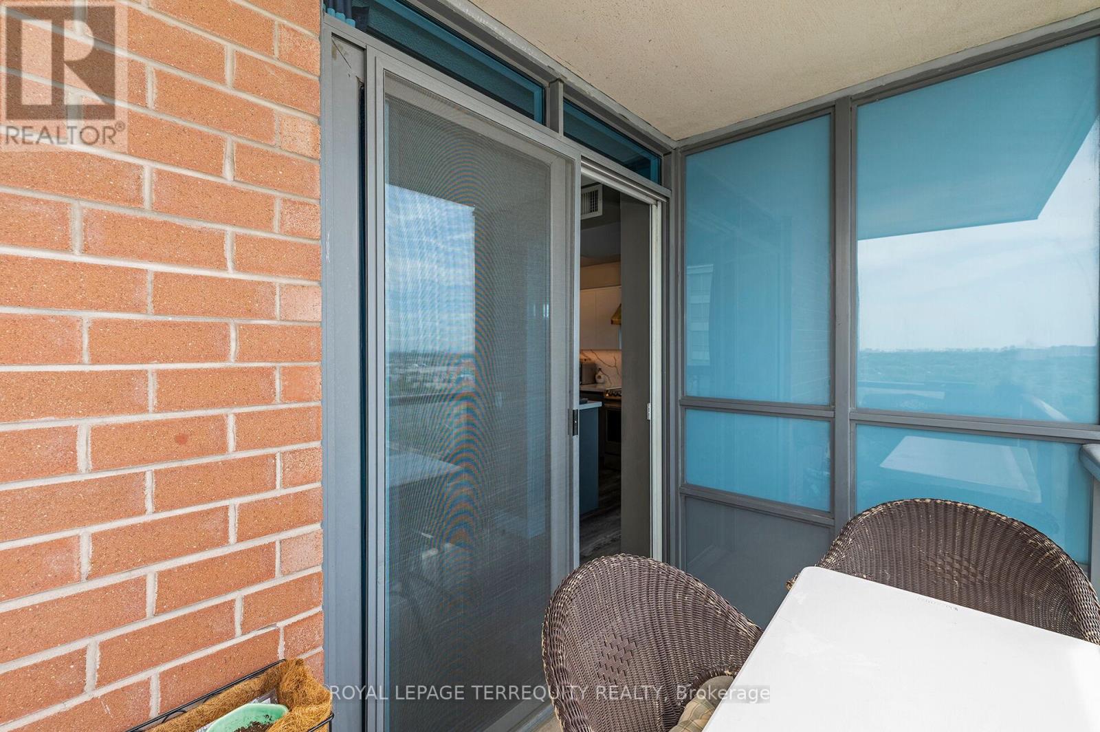 2040 - 35 Viking Lane, Toronto, Ontario  M9B 0A2 - Photo 16 - W13412876