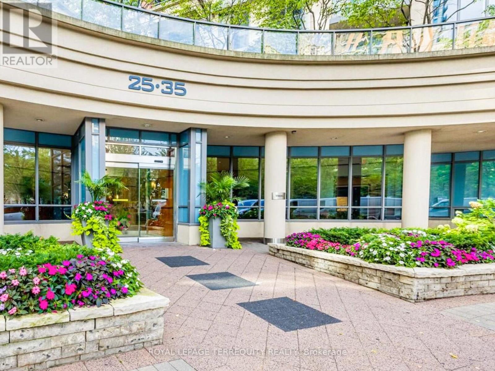 2040 - 35 Viking Lane, Toronto, Ontario  M9B 0A2 - Photo 2 - W13412876