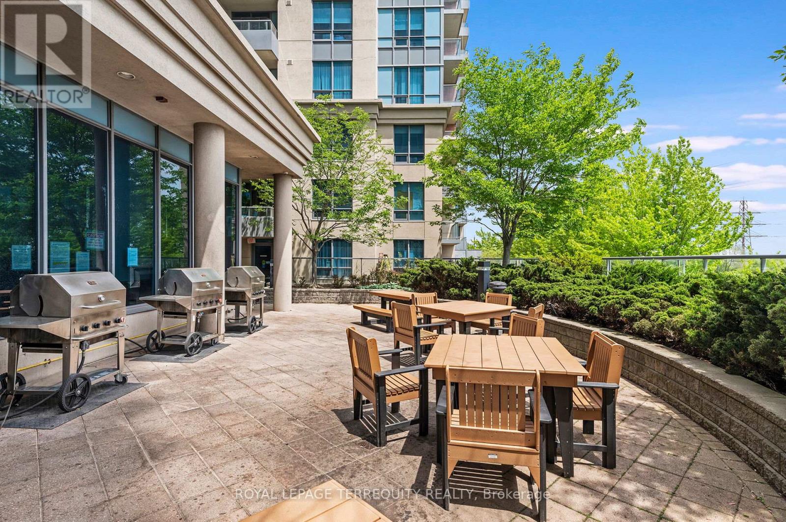 2040 - 35 Viking Lane, Toronto, Ontario  M9B 0A2 - Photo 24 - W13412876