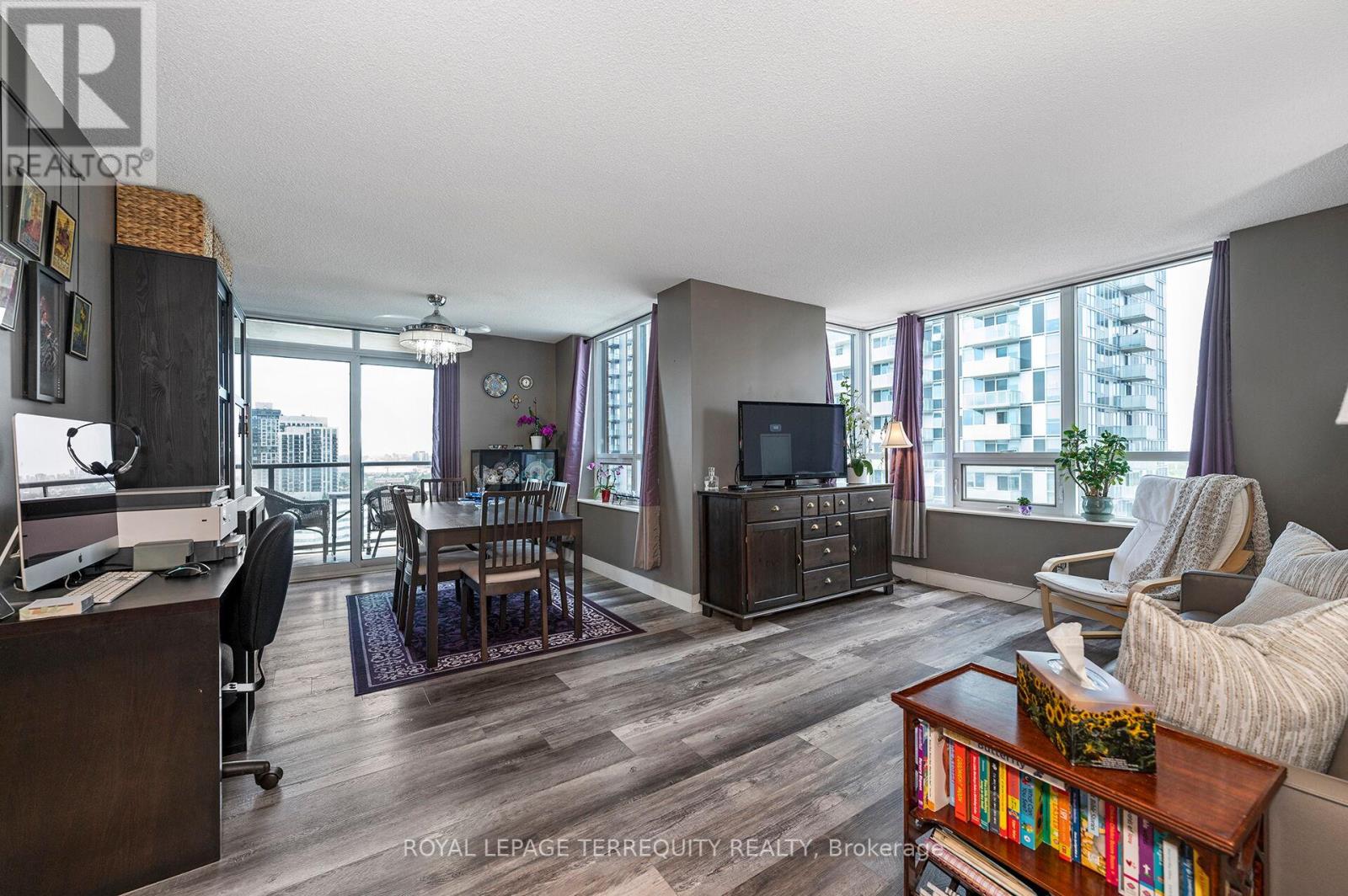 2040 - 35 Viking Lane, Toronto, Ontario  M9B 0A2 - Photo 6 - W13412876